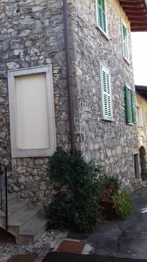 Solto Collina La Casa Delle Fateヴィラ エクステリア 写真